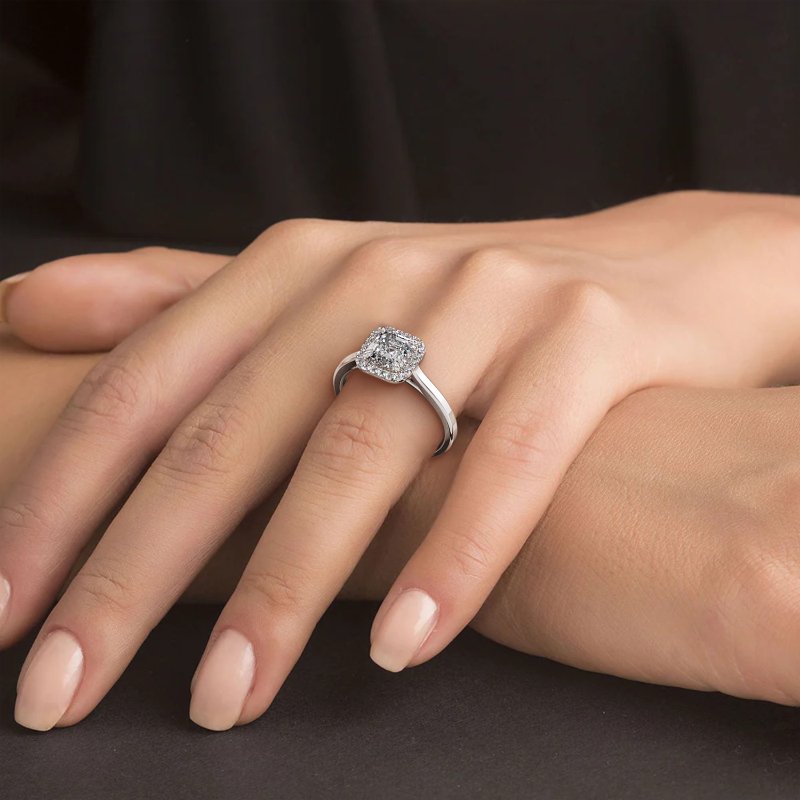 Platinum Layla Engagement Ring