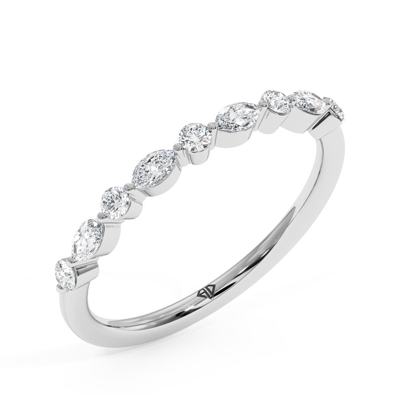 18K White Gold Holly Wedding Band