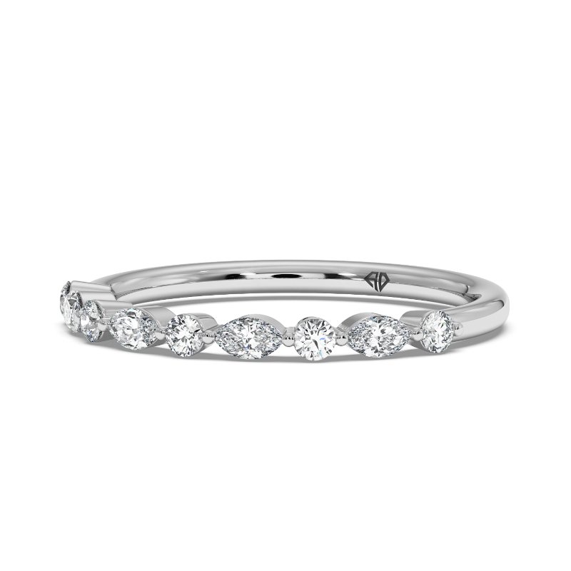 18K White Gold Holly Wedding Band