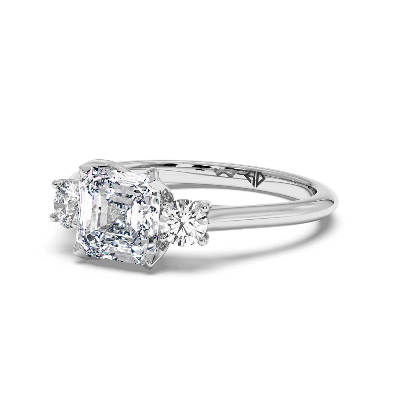 18K White Gold Dolce Engagement Ring