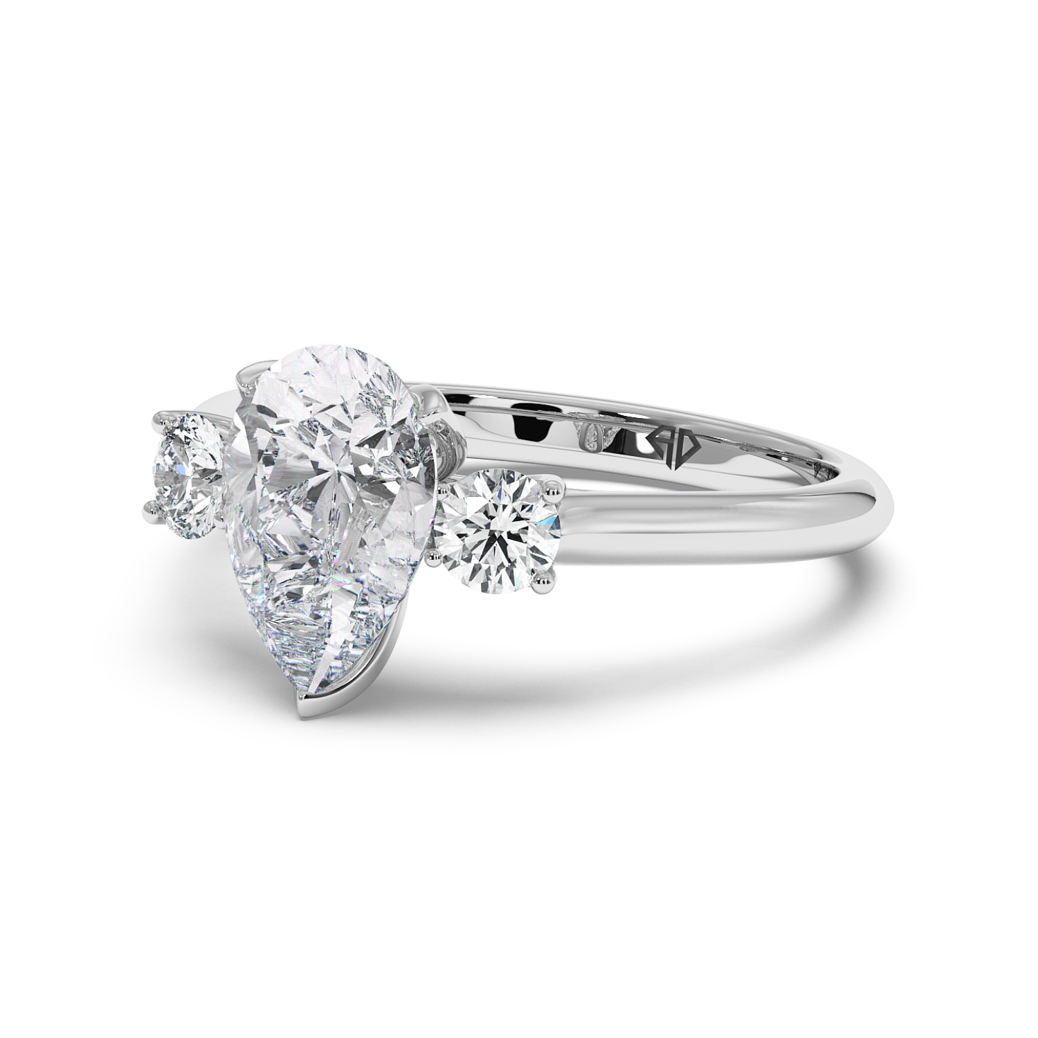 18K White Gold Dolce Engagement Ring