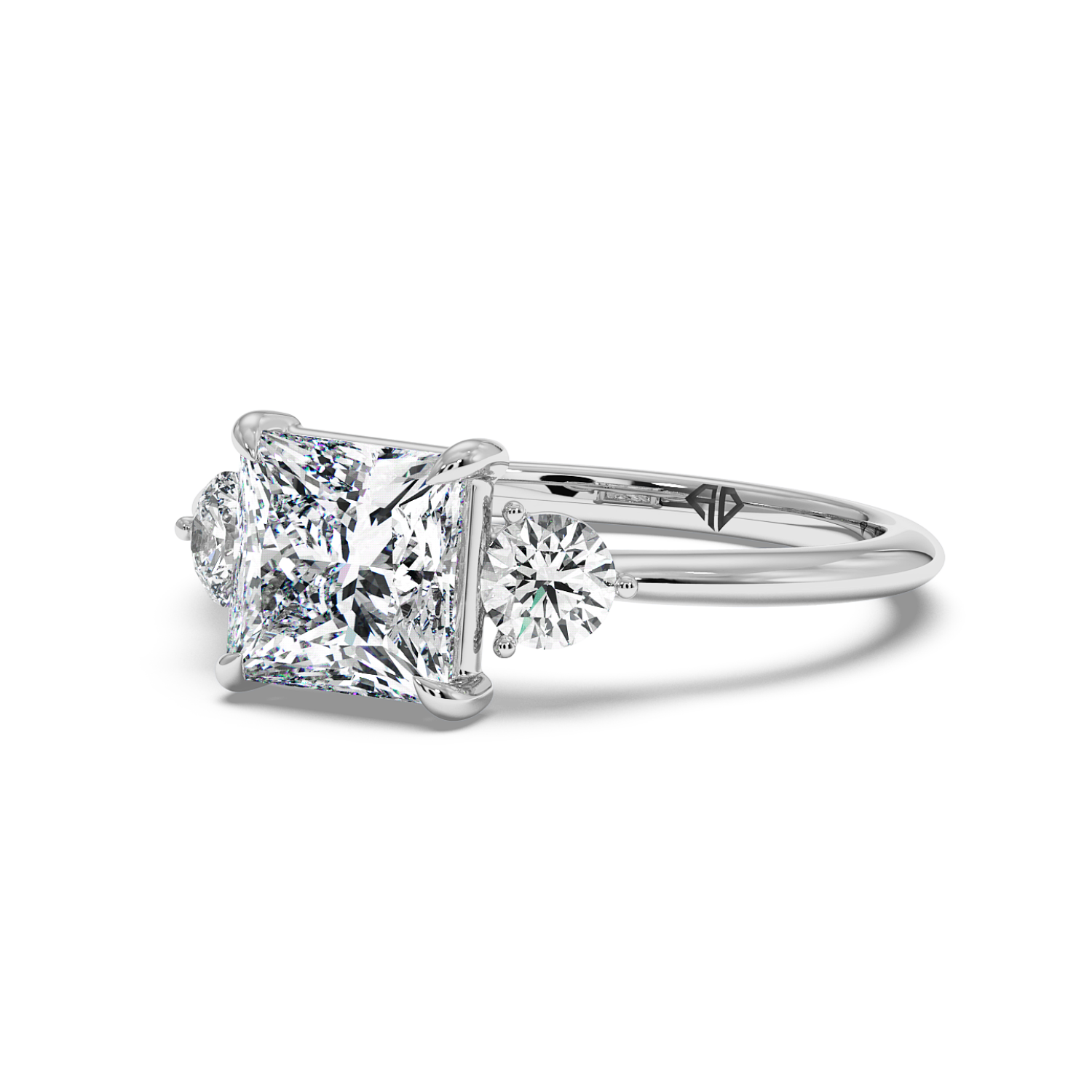 18K White Gold Aida Engagement Ring