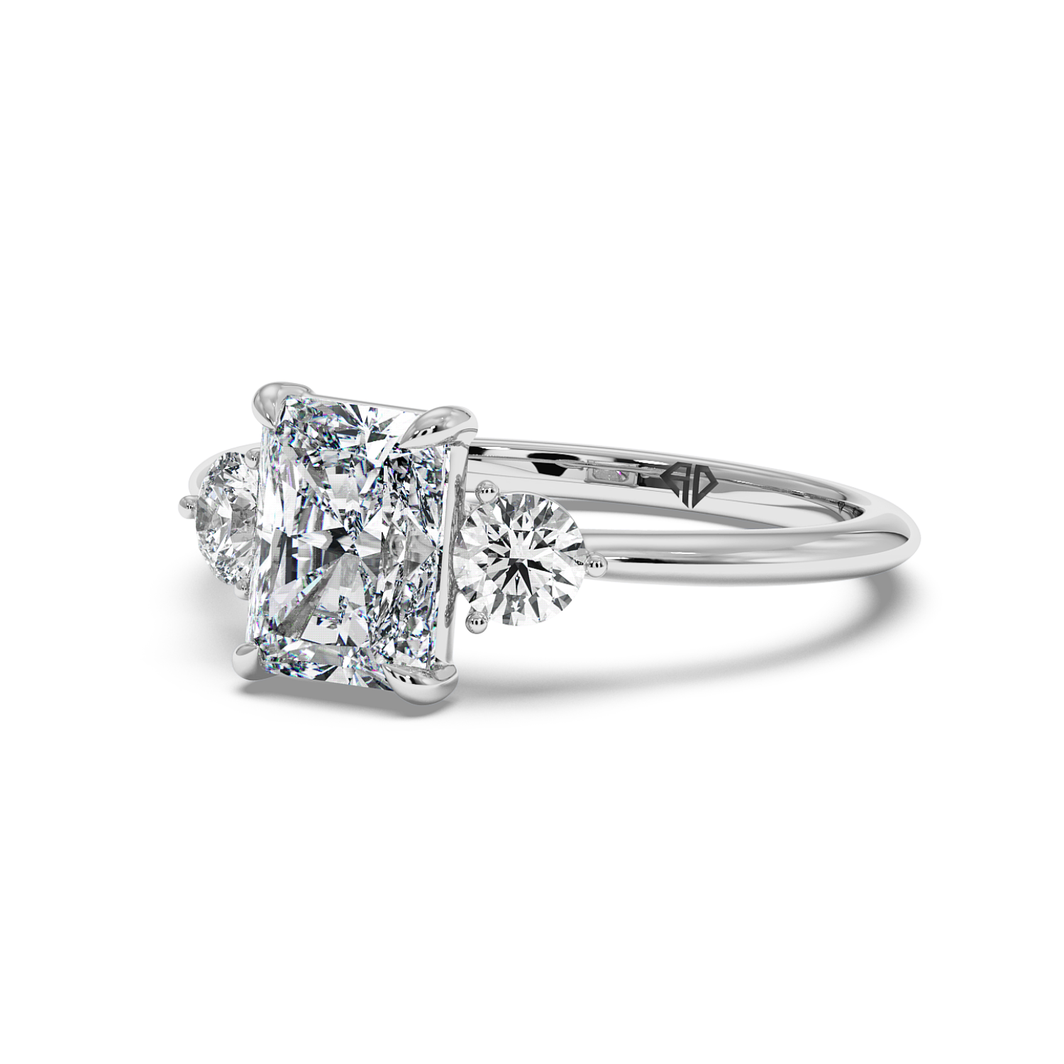 18K White Gold Aida Engagement Ring